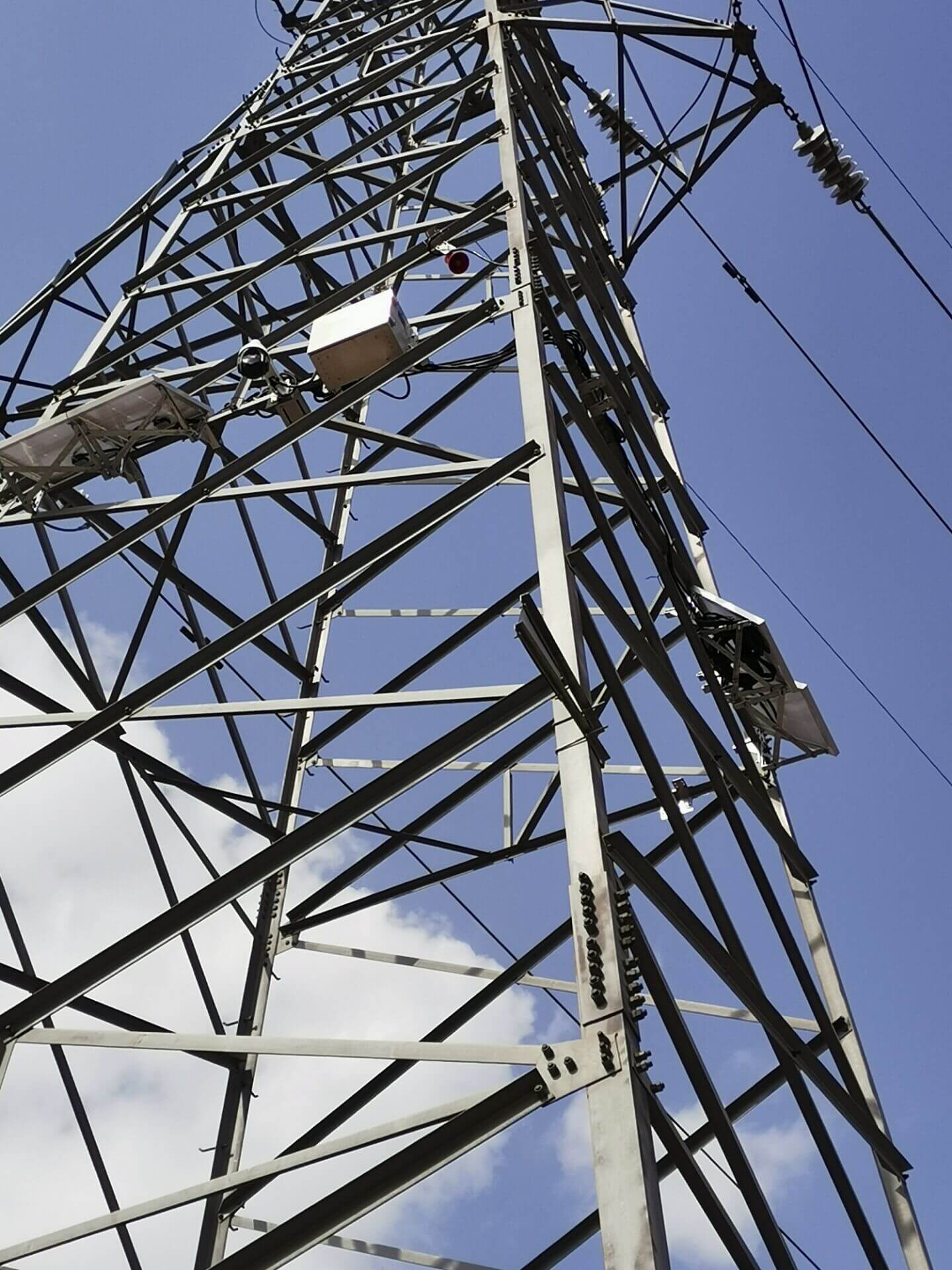 輸電線路激光防外破在線監(jiān)測(cè)裝置 輸電線路激光防外破在線監(jiān)測(cè)裝置